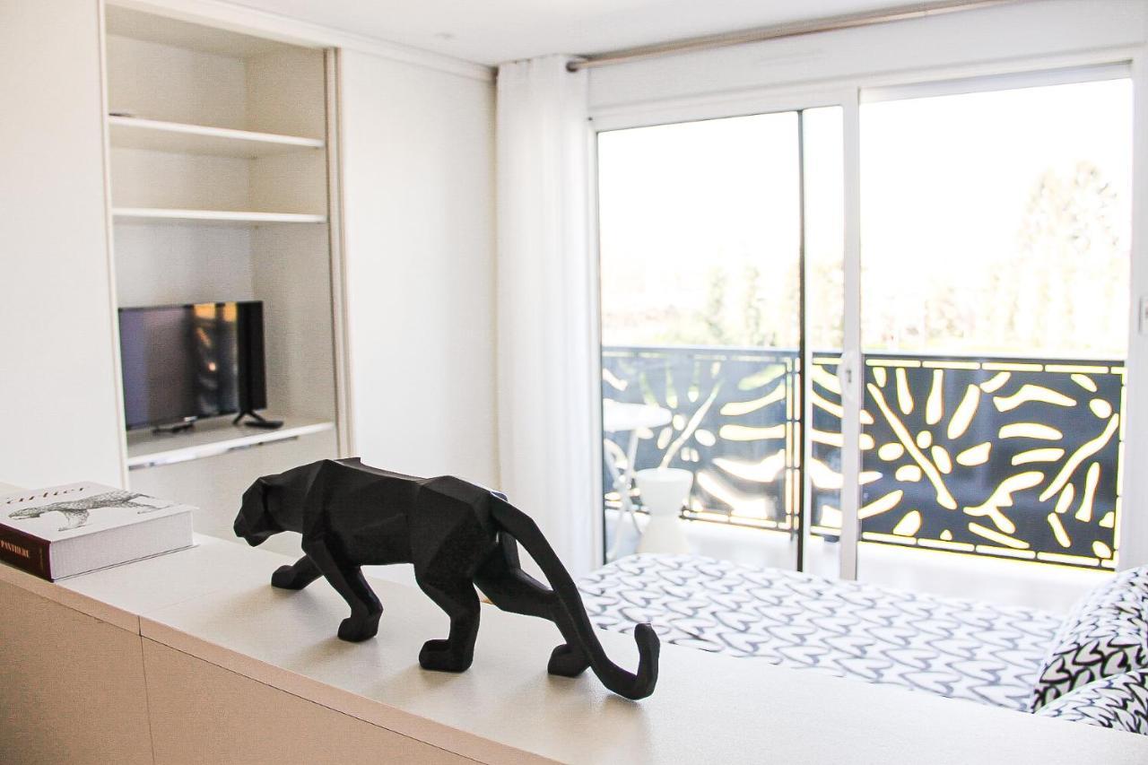 Apartmán Grand T1 Moderne Jardin Pres De Cdg Le Thillay Exteriér fotografie