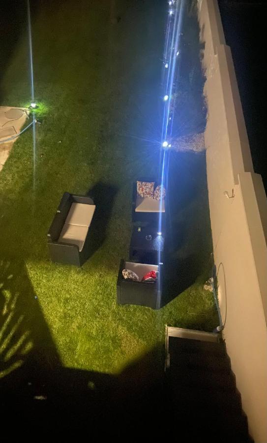 Apartmán Grand T1 Moderne Jardin Pres De Cdg Le Thillay Exteriér fotografie